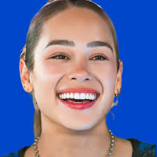 Un nuevo collar para ,Ver màs....Survivor México 2025