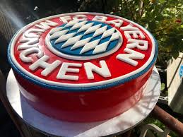 A1 tragetaschen & verpackungen sl druckmedien münchen. Torten Baron Zum Geburtstag Eine Fc Bayern Munchen Torte Facebook