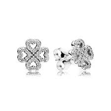 Boucles D Oreilles Petales De L Amour Pandora 290626cz Lookeor Pandora Earrings Pandora Jewelry Online Earrings