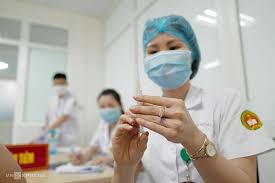 Chúng tôi không có lợi thế gì cả vì tất cả vẫn đang trong quá trình thử nghiệm. Gesundheitsministerium Ratifiziert Die 3 Testphase Des Impfstoffes Nanocovax