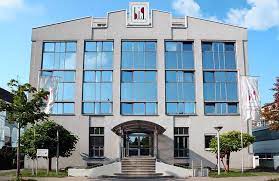 To this end, the big haus hosts a variety of formal and informal gatherings throughout the year. Datei Big Haus Ka Jpg Wikipedia