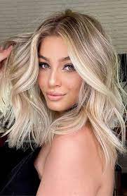 Beautiful Hair Colour Trends 2021 Blonde Long Bob Blonde Hair Inspiration Hair Styles Blonde Hair With Highlights