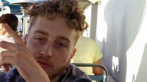 Omicidio cerciello rega, lee elder resta a processo. Omicidio Cerciello Le Chat Nel Telefono Di Elder Finnegan Lee I Messaggi Alla Fidanzata E Il Rapporto Con Armi E Droga Open