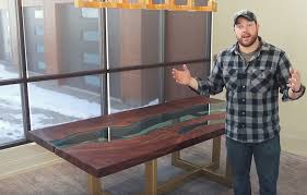 This river table had a ton of tricky parts and speed bumps along the way. Watch How To Make A Wood Table With A River Of Glass Flowing Through Boing Boing