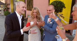 Natürlich kann der zauberer bei der hochzeit auch ganz klassisch für das abendprogramm gebucht werden. Victor Blank Zauberer Fur Hochzeit In Und Um Stuttgart