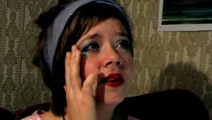 NU PÅ SÖNDAG! En djupdykning i kvinnofolkhögskolans filmarkiv i samarbete  med SAQMI Filmvisning och fika 🗓️2025-11-30 ⏱️15:00-17:00 (dörrar öppnas  14:30) 📍Kvinnofolkhögskolan, Första Långgatan 28B, 413 27 Göteborg ❤️Alla  är varmt välkommna ...