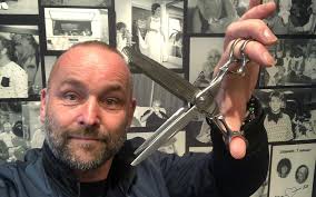 Motorcoureur Jeffrey Buis uit Steenwijkerwold wint WK Supersport 300-race  in Most