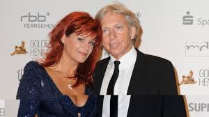 See what andrea berg (andi171) has discovered on pinterest, the world's biggest collection of ideas. Andrea Berg Mit Diesem Pikanten Ehe Gestandnis Schockiert Sie Ihre Fans News De