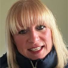 Cathy Booth's Instagram, Twitter & Facebook