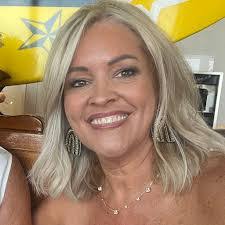 Lauren Rotondo's Instagram, Twitter & Facebook