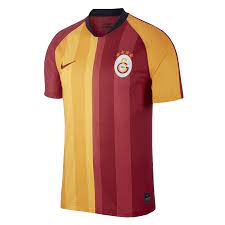 Die heimtrikots der italiener bei der em 2021 wurden im typischen blauen ton der azzurri gehalten und von dunklen ornamenten verziert. Nike Galatasaray Istanbul Herren Heim Trikot 2019 20 Rot Orange Fussball Shop