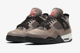 Friends & family travis scott cactus jack air jordan 4 ! Nike Air Jordan 4 Taupe Haze Photos Where To Buy This Week
