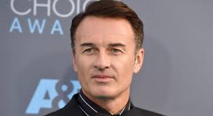 Cause of death revealed for 'Nip/Tuck' actor Julian McMahon, reports say.  tinyurl.com/4an724fd