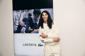 Avec moha la squale, lacoste a dévoilé en images les vêtements de la collaboration. Moha La Squale X Lacoste Collection Le Site De La Sneaker