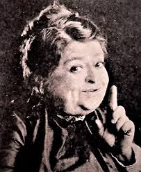 Thundering Hoofs (1924)