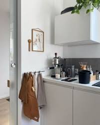 Wohngoldstuck Diy Ikea Hack Eine Neue Ruckwand Fur Das Malm Bett In 2020 Wohnen Hangeschrank Schrank