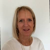 Marti Anderson's Instagram, Twitter & Facebook