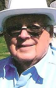 Howard Blackburn, master beekeeper, dies at his home