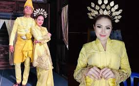 Terkait hubungannya dengan sule, baby shima sempat mengaku bahwa keduanya berstatus 'teman tapi mesra'. Saya Bersyukur Dapat Menyanyikan Lagu Ciptaan Terakhir Pak Ngah Baby Shima Gempak