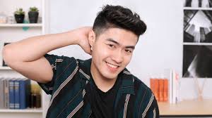 Sesuaikan model potongan rambut sesuai bentuk wajah. Gaya Rambut Mohawk Wajib Coba Feathered Mohawk