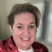 Erin Grunewald's Instagram, Twitter & Facebook