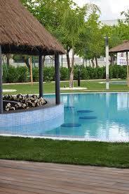 Artificial turf provides a distinct backyard setting along with practical benefits for almost any lifestyle. 9 Reasons To Install Artificial Grass For Your Swimming Pool Surround