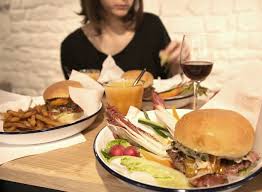 Maison Un Burger De La Mort A Odeon Con Imagenes Brunch