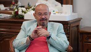 Media anuala a concentratiei de particule fine (pm2,5) in zonele urbane din uniunea europeana a scazut pana la 12,6 lg/m3 (micrograme pe metrul cub) in 2019, de la 25 lg/m3 in 2015, dar cu toate acestea continua sa fie peste nivelul recomandat de organizatia. Cristian Popescu Piedone VizitÄƒ La ChiÈ™inÄƒu Am GÄƒsit Aici Un Edil TanÄƒr È™i Dornic De A Face Lucruri Bune Pentru CetÄƒÈ›enii Care L Au Votat Stiri Pe Surse Cele Mai Noi