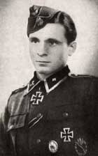 WW2 German, Soviet, Allied militaria, uniforms, awards, weapons history.  War relics forum