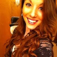 Halle Moran's Instagram, Twitter & Facebook