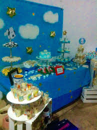 Picking a baby shower theme should reflect the personality and interests of the parents, but narrowing down all of the options can be a hassle. Baby Shower Snoopy Snoopy Baby Shower Baby Snoopy Peanut Baby Shower