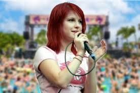 ¿Festival para ricos en Cancún? Critican a Hayley Williams por boletos de 40 mil pesos