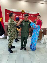 Majlis sukan angkatan tentera malaysia (msat). Majlis Pemakaian Pangkat Ajutan Kem 5 Berita Tentera Darat Malaysia Facebook