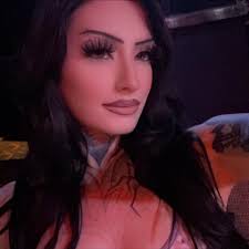 Why is Mercy considered an easy Overwatch character?