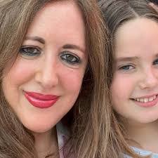 Victoria Biddle's Instagram, Twitter & Facebook