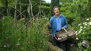 Gardeners World Episode 14 2020 Hdclump Gardeners World 2020 In 2020 Growing Pumpkins Growing Seeds Growing Tomatoes