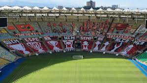 Foram 158 vitórias do flamengo, 139 empates e 134 vitórias do fluminense. Olex8vlgmcpf5m