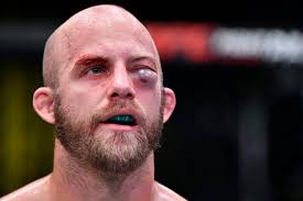 Sakai 6/5/21 live online 5th june 2021. A Doctor Stopped A Ufc Bout When An American Mma Fighter S Eye Swelled Up Like A Golf Ball Business Insider India