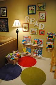 Perfect For Our Reach Out And Read Corner Cantos De Leitura Para Criancas Quarto Montessoriano Kids Playroom