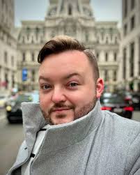 I had an amazing day in Philadelphia yesterday connecting with old friends,  meeting new ones, and planning for the future… I love this city. 🔔 . . . .  . #phillylife #centercityphilly #