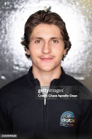 84 fotos e imágenes de alta resolución de Tanner Howe