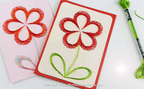 (clic pour imprimer le gabarit du voilier en tangrami.) si vous voulez utiliser comme moi des couleurs différentes pour réaliser ce voilier, voilà comment répartir les 10 carrés du gabarit: Carte Fleur Brodee En Fils Tendus Pour La Fete Des Meres Gabarit Et Tuto