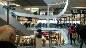 Das minto ist eines der modernsten shopping center am niederrhein und bietet auf vier geschossen einen erfolgreichen mix aus mode,. Minto Picture Of Minto Monchengladbach Tripadvisor