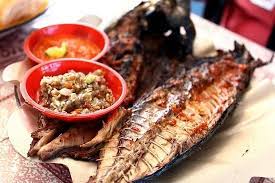 Berikut resep nasi bakar ikan tongkol seperti dikutip dari tastemade. Resep Masak Dan Cara Membuat Ikan Tongkol Bakar Bumbu Pedas Manis Yang Enak Gurih Dan Spesial Selerasa Com