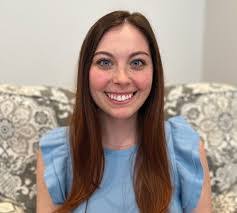 Kim Bridge's Instagram, Twitter & Facebook