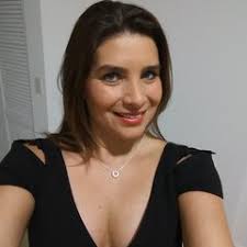 Andreina Lira's Instagram, Twitter & Facebook