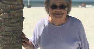 Mary Jackie Holt Obituary