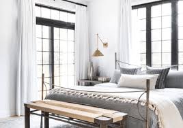 Read on for 25 ideas to consider when it comes time to cover your windows. 26 Best Window Treatments For The Bedroom