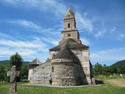 Starea vremii in hateg si evolutia acesteia in urmatoarele zile va sunt puse la dispozitie cu ajutorul informatilor stranse de la centrele regionale din. Ce Nu Stiai Despre Tara Hategului Prislop Geoparcul Natural Hateg Pe Urmele Legendelor Vulcanilor Si Dinozaurilor Pitici Sfatulparintilor Ro