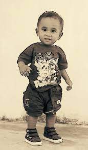 Lakukan hal yang sama dengan tangan sebelah kiri kamu secara teratur setelah senam. Pembelajaran Senam Lantai Education Quizizz